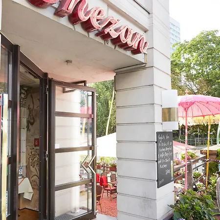 Living Grosser Kurfuerst 호텔 4*