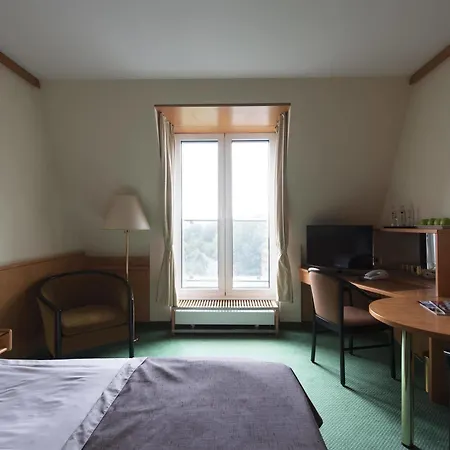 Living Grosser Kurfuerst 4* 베를린