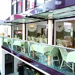 Living Grosser Kurfuerst Szálloda Berlin