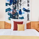 Living Grosser Kurfuerst 4* Berlin