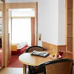 Szálloda Living Grosser Kurfuerst