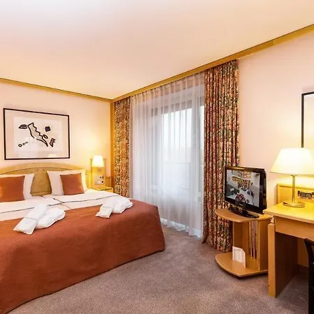 Living Grosser Kurfuerst Hotel Berlin