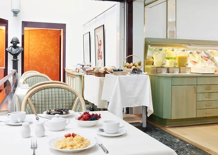 Living Grosser Kurfuerst Hotel