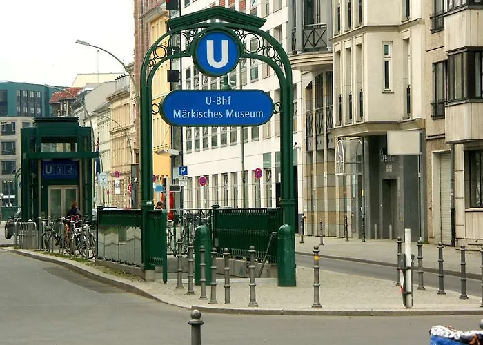 Living Grosser Kurfuerst 4* Berlijn