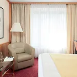 Living Grosser Kurfuerst Hotel
