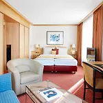 Hotel Living Grosser Kurfuerst 4*