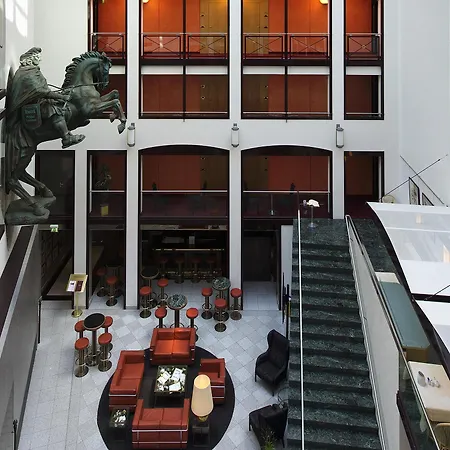 Living Grosser Kurfuerst 4* 柏林