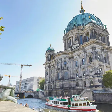 Otel Living Grosser Kurfuerst 4*