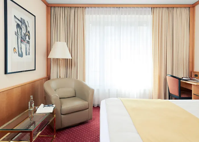 Living Grosser Kurfuerst Hotel