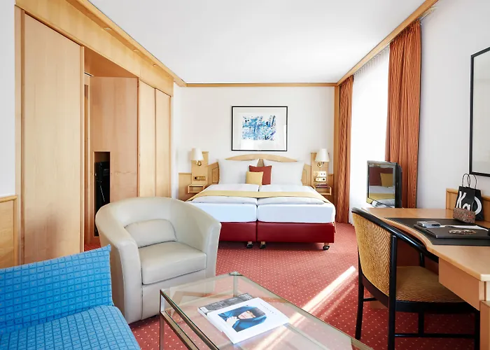 فندق Living Grosser Kurfuerst 4*