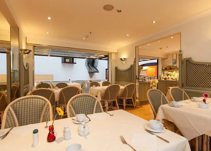 Living Grosser Kurfuerst ホテル 4*