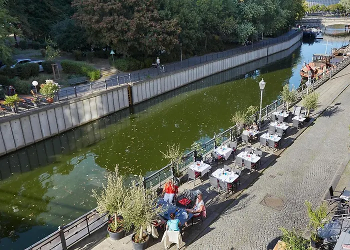 Living Grosser Kurfuerst برلين