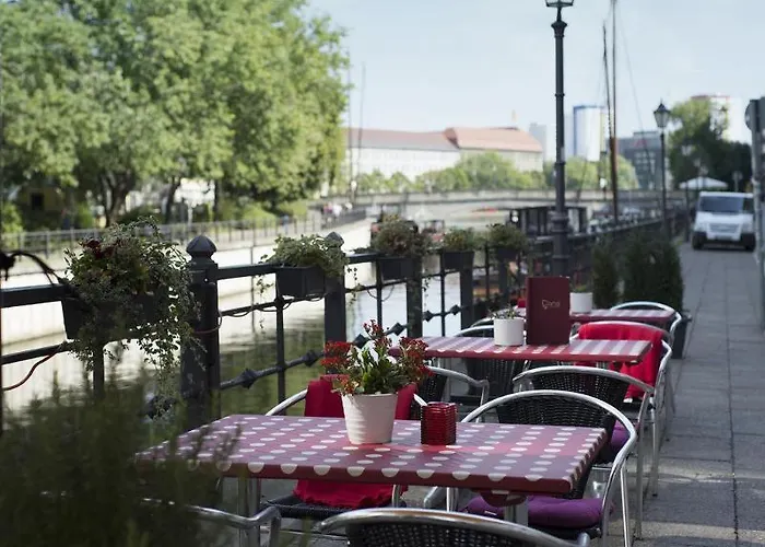 فندق Living Grosser Kurfuerst